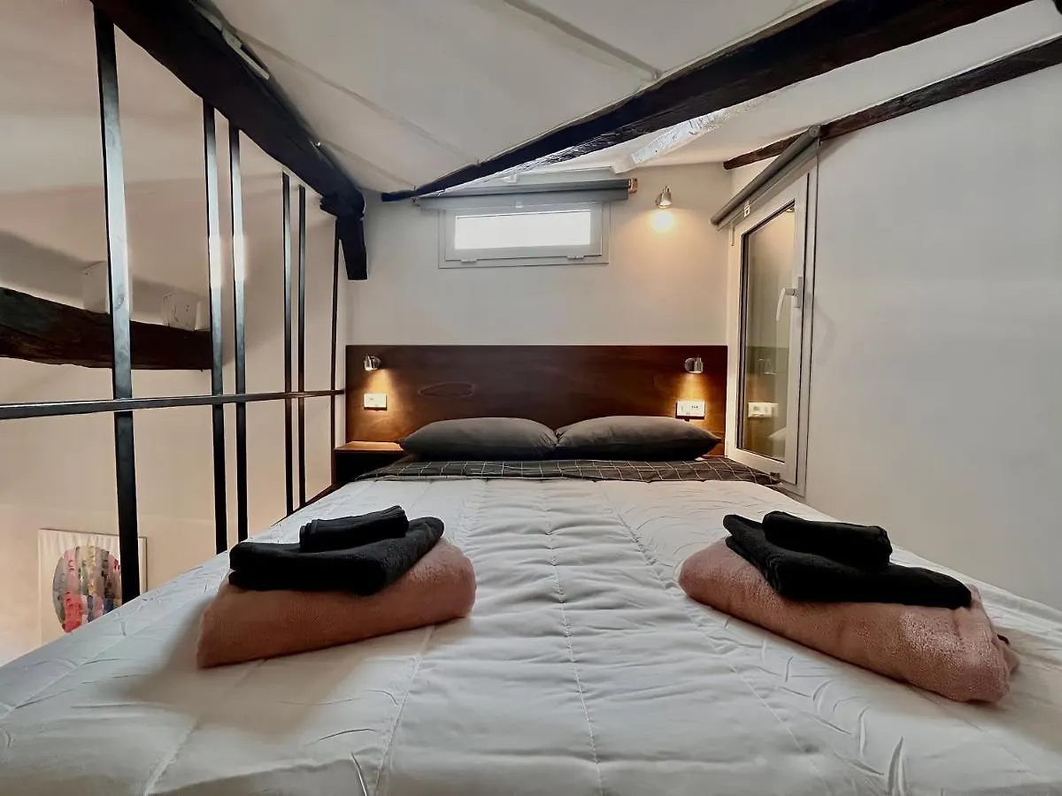 Appartamento [Piazza Pontida] Modern Loft Bergamo